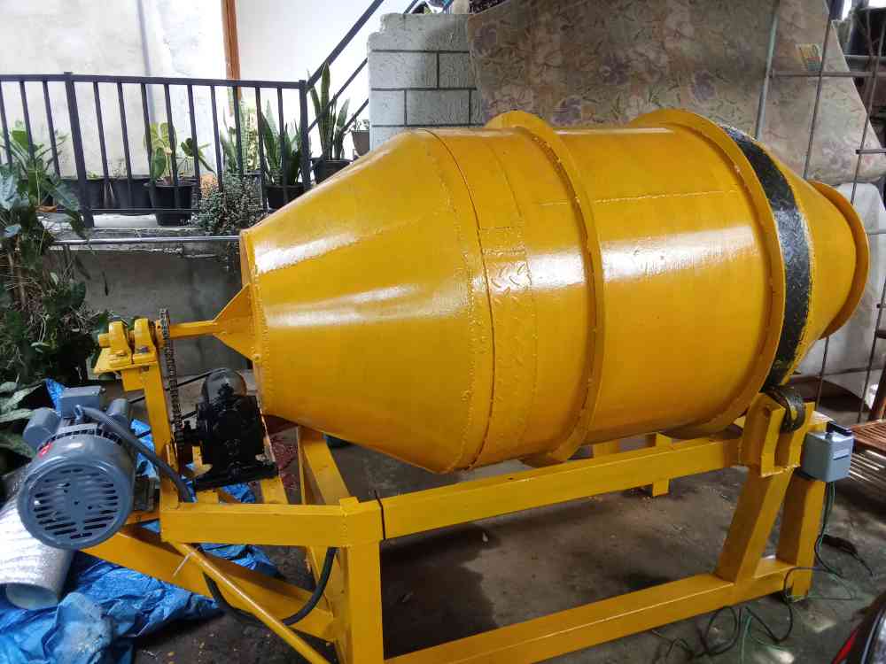 2 Back concrete mixer